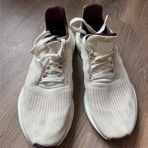 Adidas Swift Run Cloud White and maroon